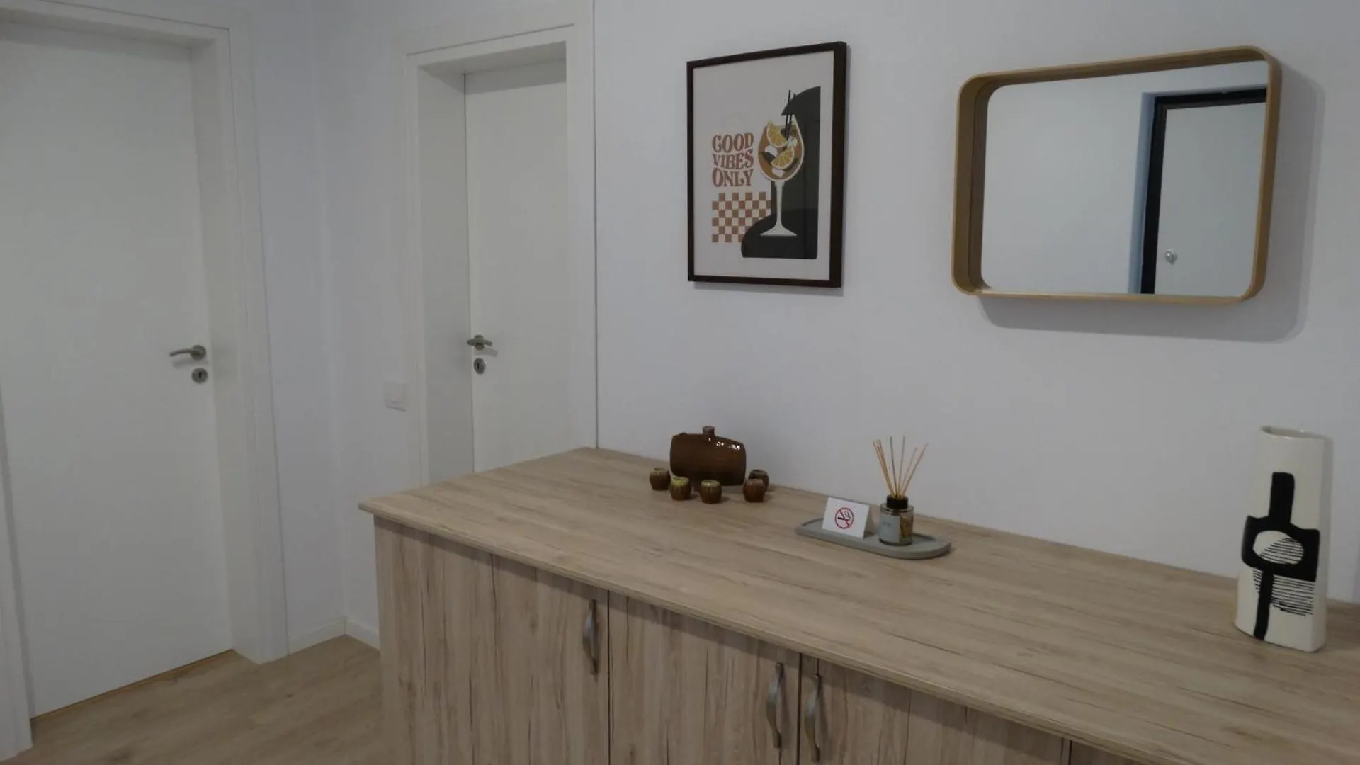 Tana'S Comfort Himara Apartament