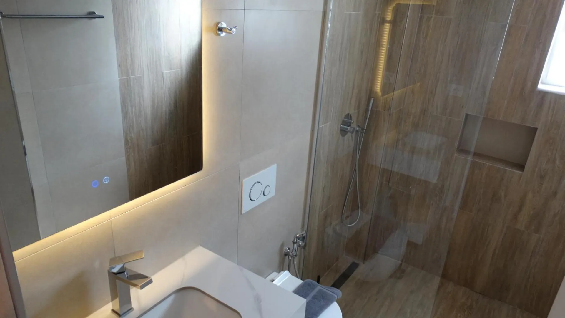 Tana'S Comfort Himara Apartament